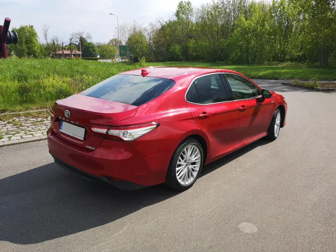 toyota-camry-hybryda-144552-warszawa.webp