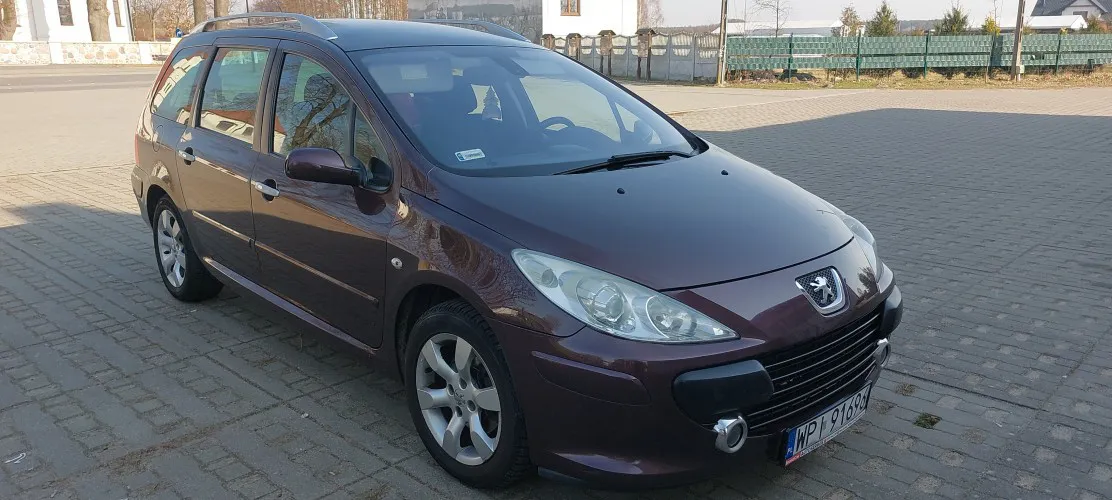 peugeot-307-sw-16-benzynq-148871-zdjecia.webp