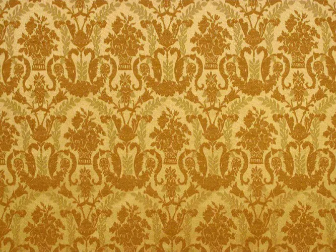 medea-złoty9.webp